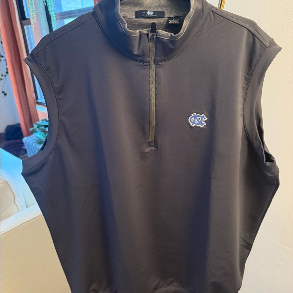 Divots Brand UNC Gray Vest
